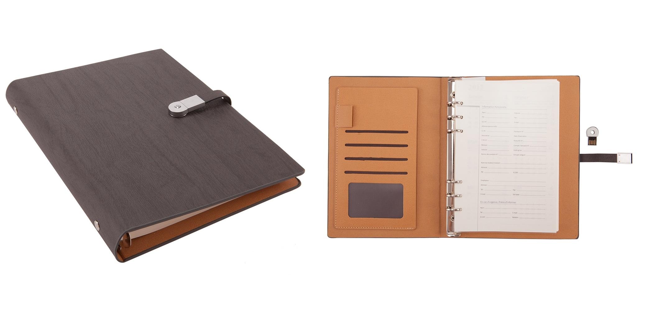 Note book avec clé USB intégrée